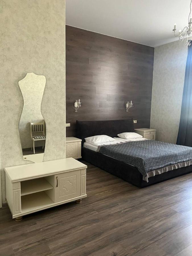 Borovik Hotel Novosilki Екстериор снимка