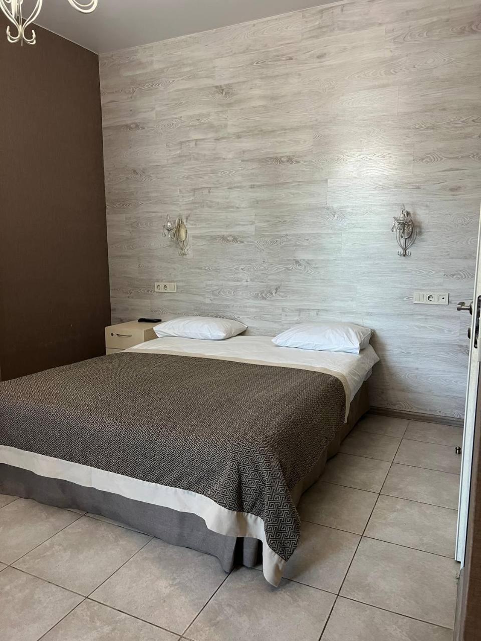 Borovik Hotel Novosilki Екстериор снимка